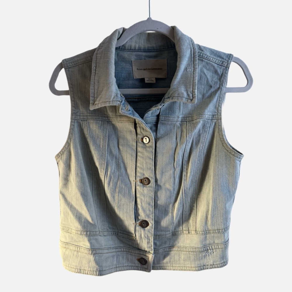 Denim Vest S to M deer 🦌 skull rose 🌹 appliqué embroidered light wash blue - Picture 2 of 14
